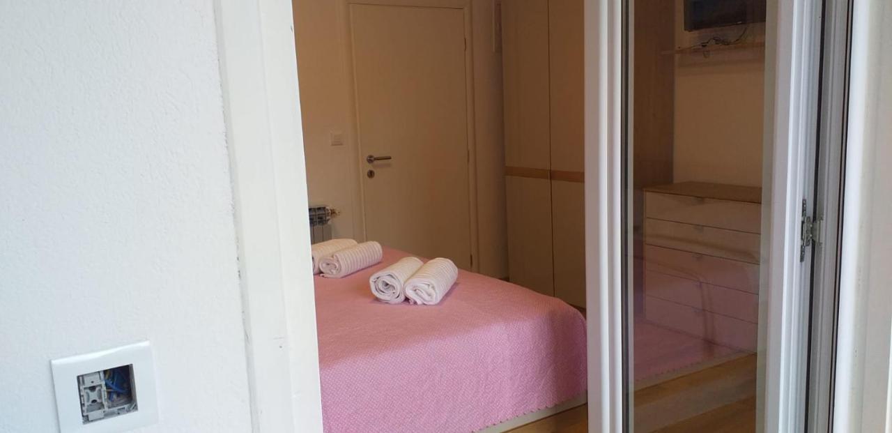 Apartments Ratko Tucepi Ngoại thất bức ảnh