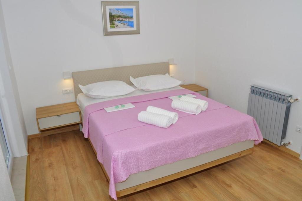 Apartments Ratko Tucepi Ngoại thất bức ảnh