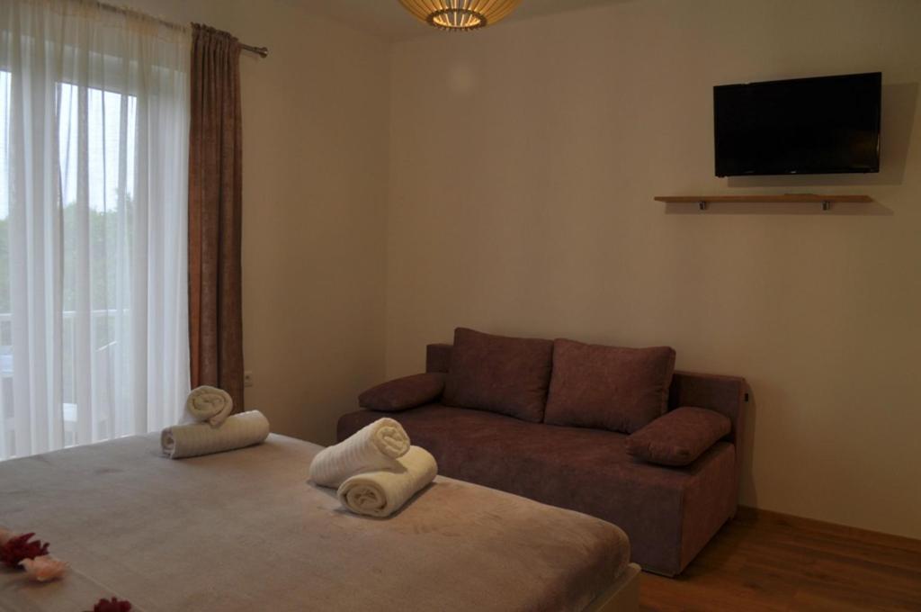 Apartments Ratko Tucepi Ngoại thất bức ảnh