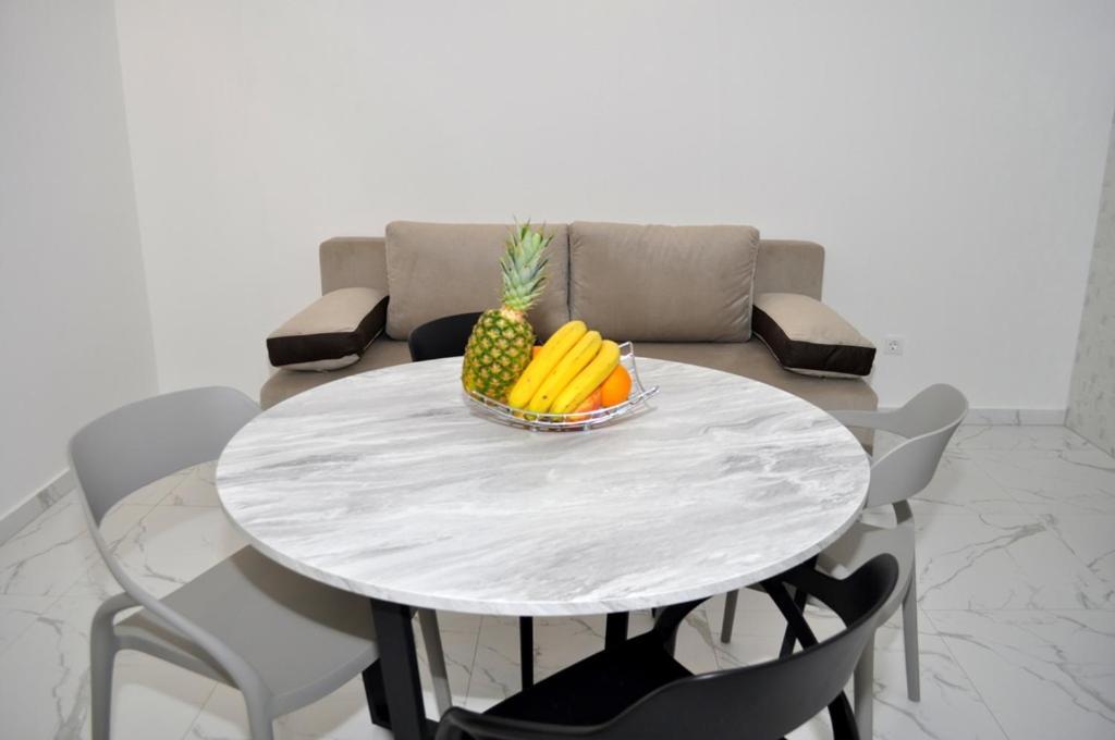 Apartments Ratko Tucepi Ngoại thất bức ảnh