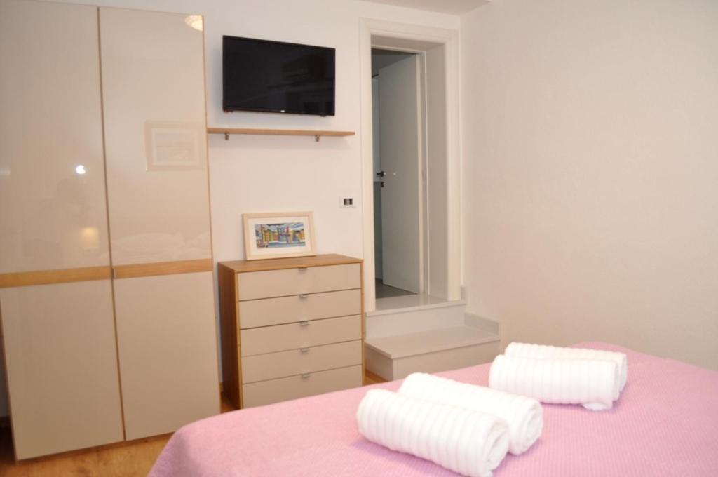Apartments Ratko Tucepi Ngoại thất bức ảnh