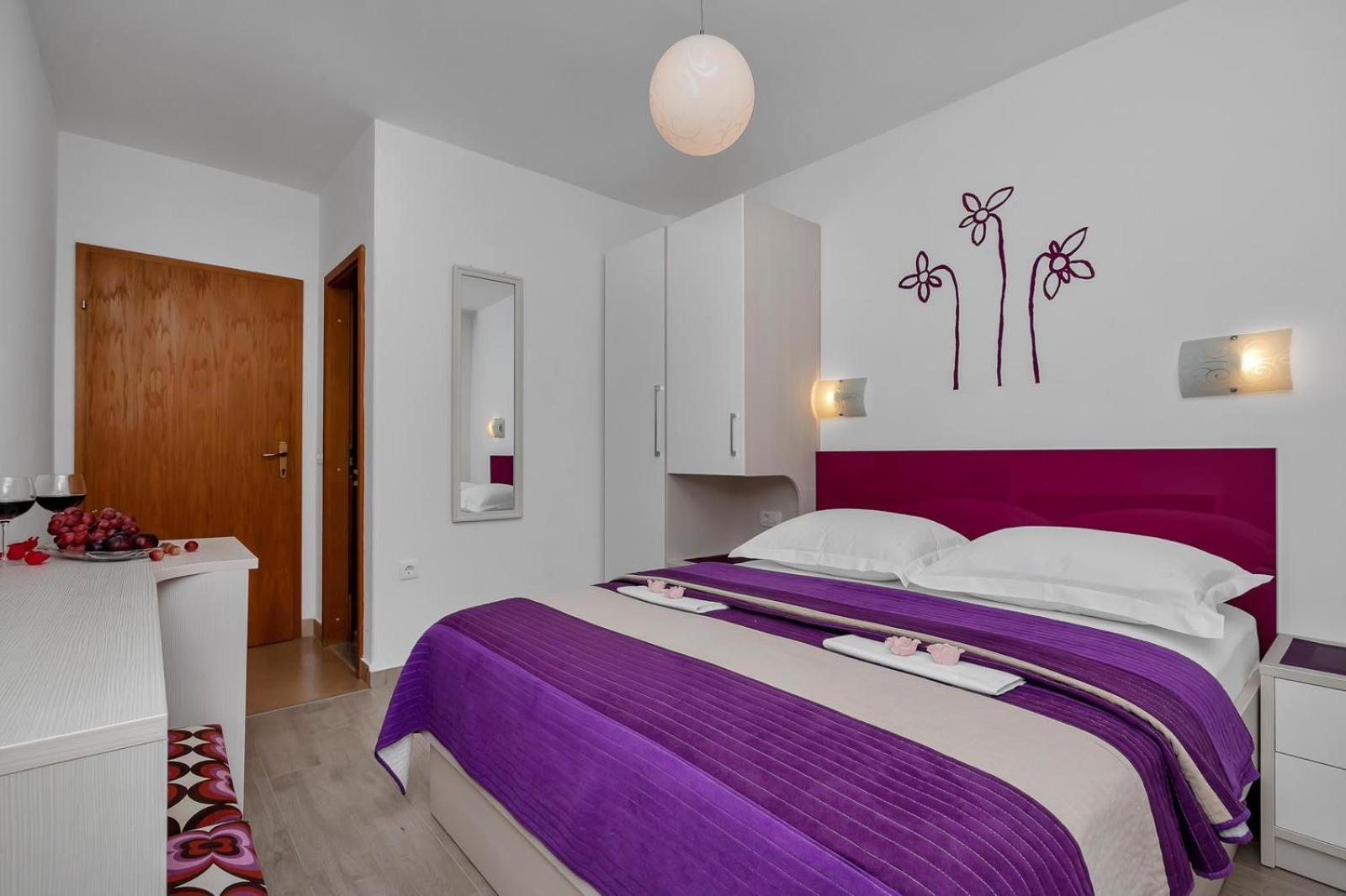 Apartments Ratko Tucepi Phòng bức ảnh