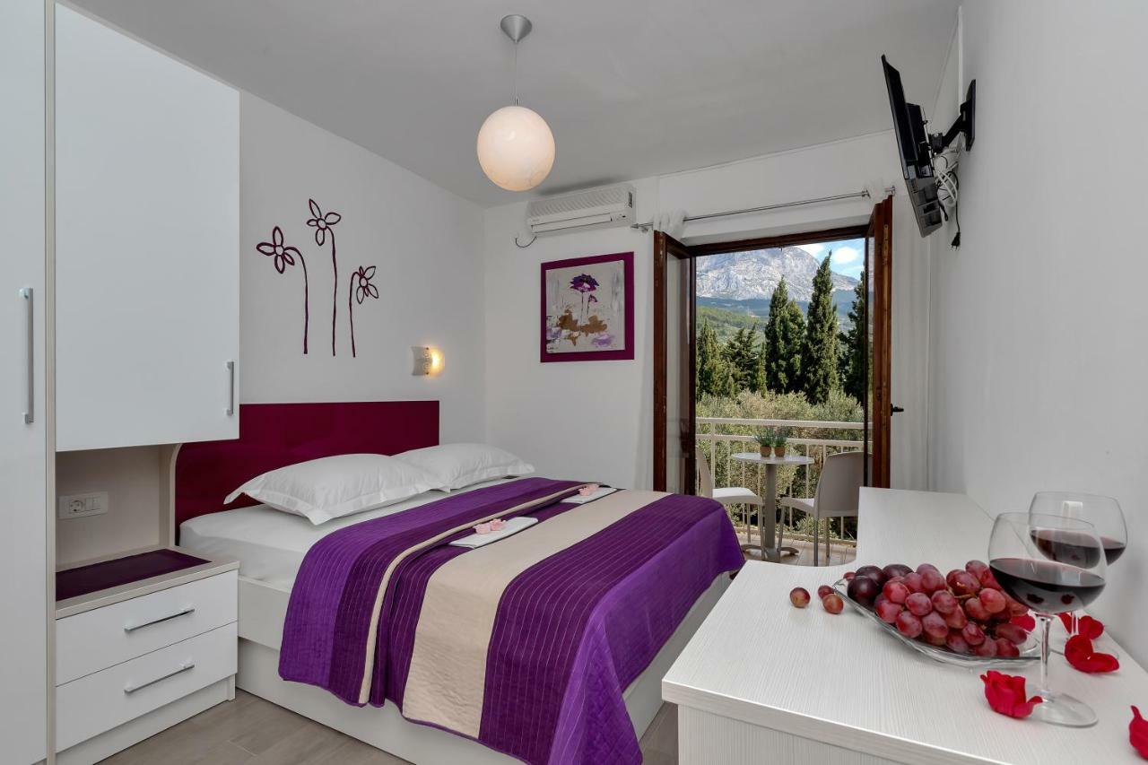 Apartments Ratko Tucepi Ngoại thất bức ảnh